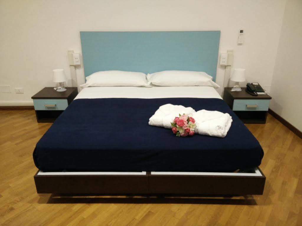 Hotel Suisse Genua Zewnętrze zdjęcie